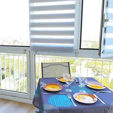 公寓 Bright Of 27 M2 With Balcony Saint-Raphaël